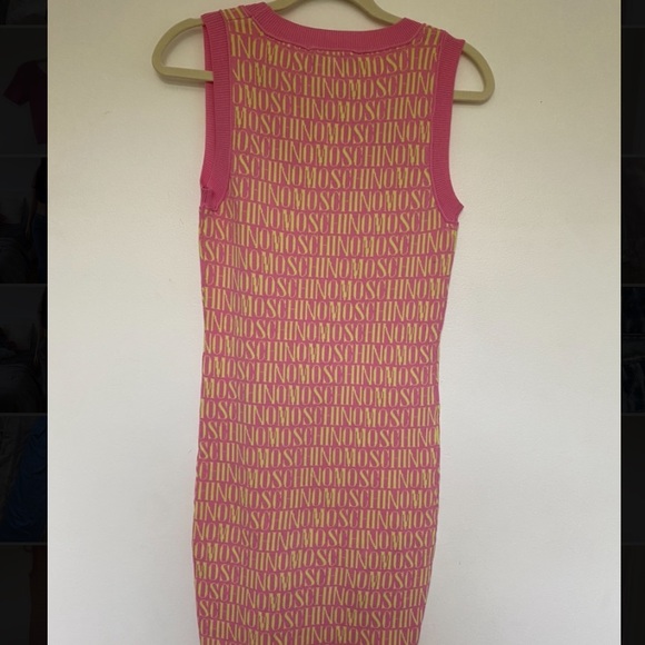 Moschino Dress size small/medium - Picture 2 of 3